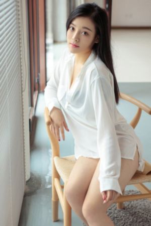 日韩波霸美女比基尼_BD在线观看高清