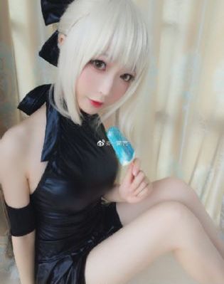 国产女王调教男奴免费_4K在线播放